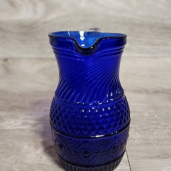 Cobalt Blue Pilgrim Glass Creamer Pitcher Hand Blown Applied Handle Vintage 4.5" - Picture 5 of 7